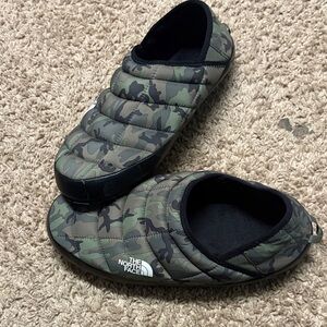 The North Face Men's Camo Slip-On Loafers